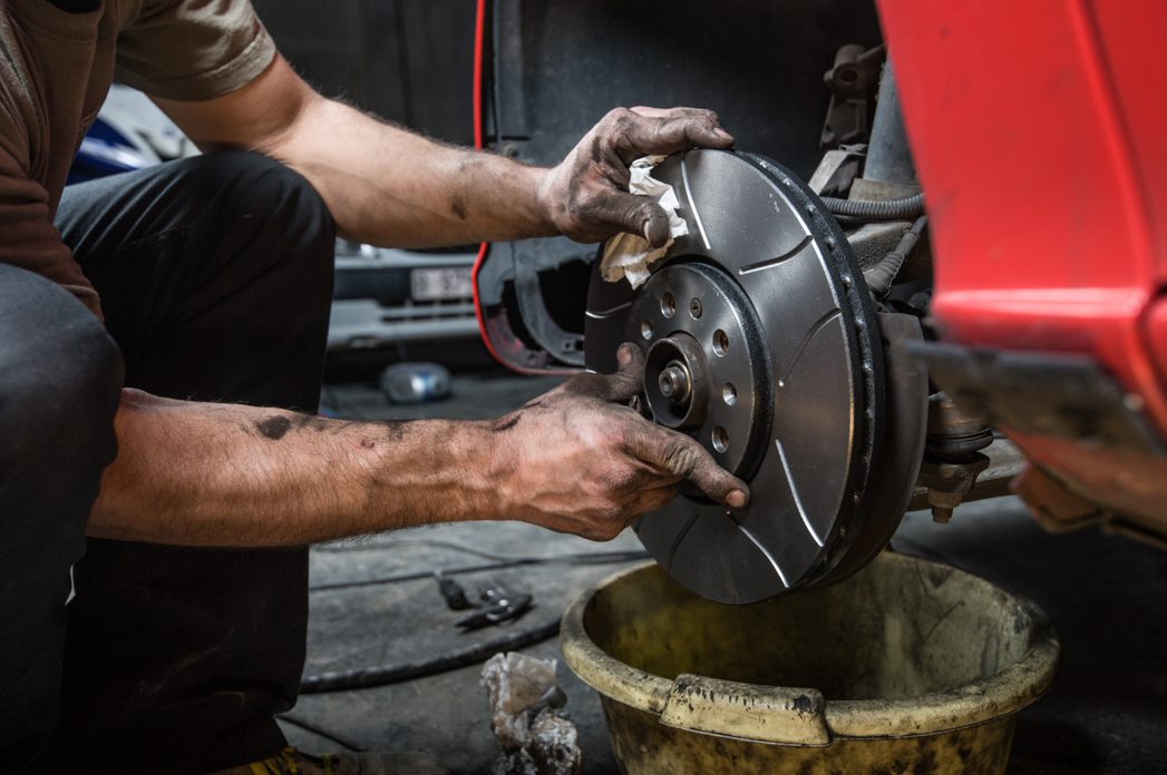 YorkStreetTire's tweet photo. Properly functioning brakes are crucial to your vehicle's safety. Visit us today for a brake service! https://t.co/xhtWzRvmDe https://t.co/u85KgrrJDC