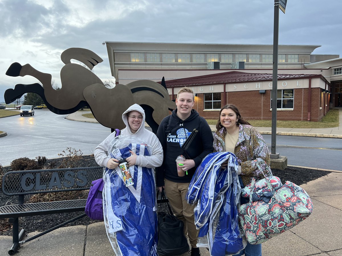 CedarCrestVocal's tweet photo. @MrGCCPrincipal @CLSD_Schools @WeAreC_L_E_A  the CC Falcons have landed at PMEA District 7 Chorus!
#ProudDirector #FalconPride https://t.co/K3PDoW9DIW