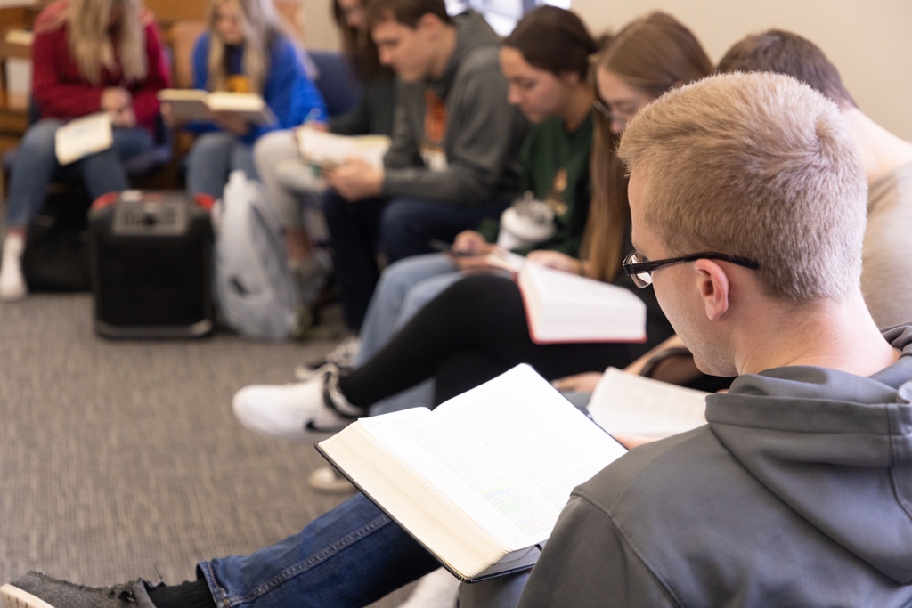 flbc_edu's tweet photo. Today's community time featured devotions with Dalton, breaking in the new Heritage Hall furniture, and hallway chats. #FLBC #FLBCfam #studentlife #communitytime https://t.co/t9rvzlVjef
