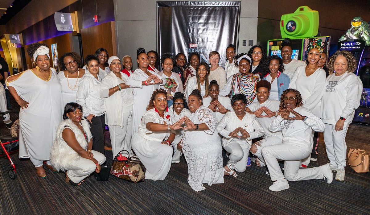 PhoenixKappas's tweet photo. To all our beautiful Sisters with Delta Sigma Theta Sorority, Inc., we wish you a very Happy 110th Founders’ Day! We say OOOO-OP and YO YO! 🐘🔺👌🏾♦️🥳🎂 @dstinc1913 @azwvac @DSTTempe @DSTPhoenixMetro @TucsonDelta https://t.co/zG1n4lFLda