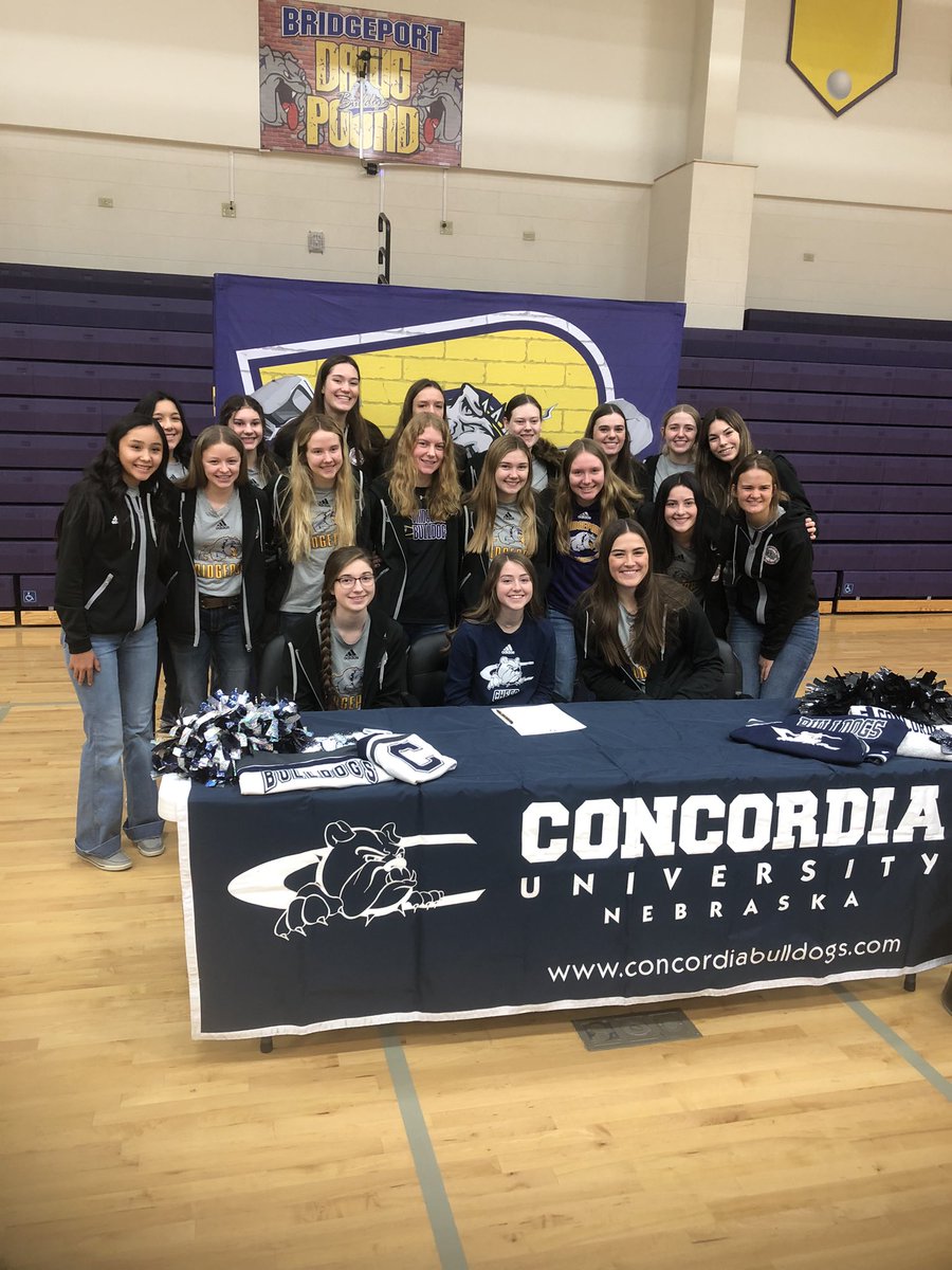 RightResponses's tweet photo. @CUNEcheerdance is getting a good one in our own Alexis Hill!!! Congratulations to the Hills for getting another one into the @CUNEathletics family! #GoDawgsGo #GoLexGo https://t.co/7SW2tgQq10