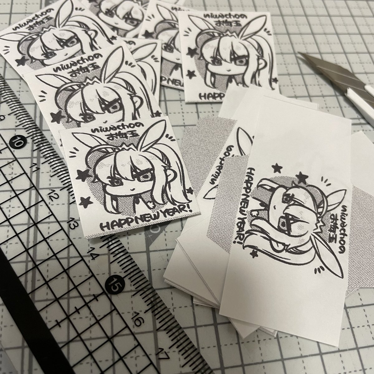 ポチ袋作るのめちゃくちゃ時間かかるなコレ 