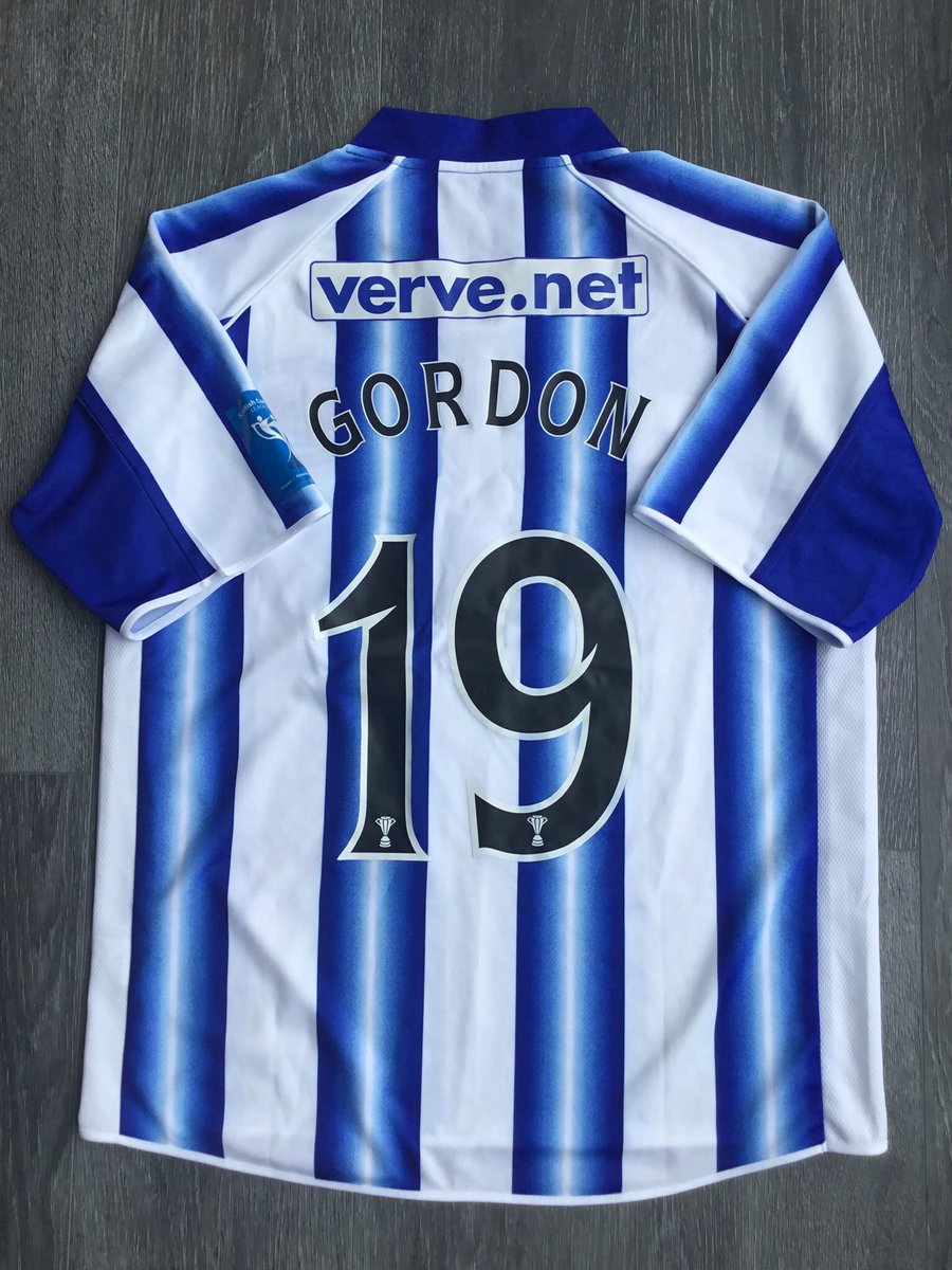 KillieMatchworn's tweet photo. 11 years ago, Killie batter Ayr into submission and more of the same tomorrow will do just fine 🙏🏻 Absolutely over the moon to own this amazing @KilmarnockFC matchworn shirt from a true gentleman @bengordon91, the League Cup semi final of 2012 which led us to the famous trophy 💙 https://t.co/LWxkMEPala