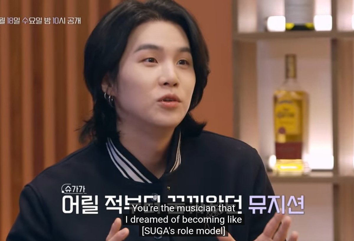 deenaVIP's tweet image. Not gonna lie, this relieves my mood a bit. If only some of their disrespectful fans didn't across my TL, I'd find this fanboying moments cute &amp;amp; maybe stalk his work a bit. Their faves been admiring BB since then till now. If only there's no stupid war between both fandom 💀💔