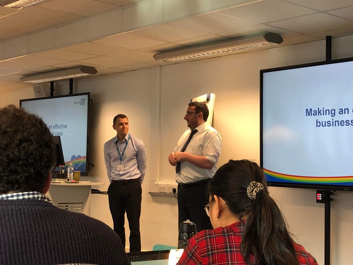 UHP_Gastro_Card's tweet image. Kenny and @andrewchaffe supporting the fab health leadership module on business cases today