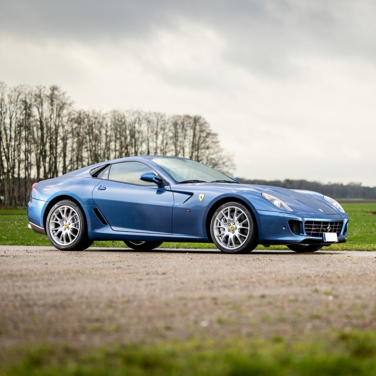 rmsothebys's tweet image. Only 10 @Ferrari 599 GTBs were built for Europe with a manual. This one is set for the auction block at RM Sotheby's Paris. bit.ly/3itkofe