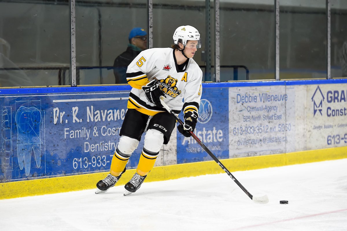 Pleased to see that <a href="/SFBears/">Smiths Falls Bears</a> 2005 D Ty Campbell is listed in the <a href="/NHLCentralScout/">NHL Central Scouting</a> mid-season rankings ahead of the 2023 #NHLDraft 

📷 icelevel.com

📰 | cjhlhockey.com/en/14-cjhl-ska…