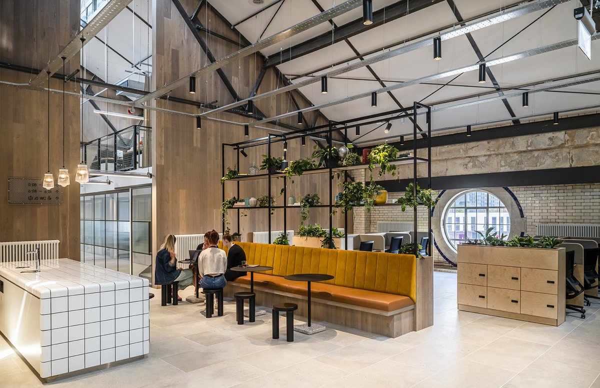 BushConsultancy's tweet photo. The Generator Building in #Bristol for #Castleforge and @workclockwise has been shortlisted for the 2023 @BCO_UK awards!
We look forward to showing the judging panel around the building.
@MoreySmith @wearelinesight @Overburyplc #LehdingServicesDesign @RISEGroupLtd https://t.co/gkTDqqJO07