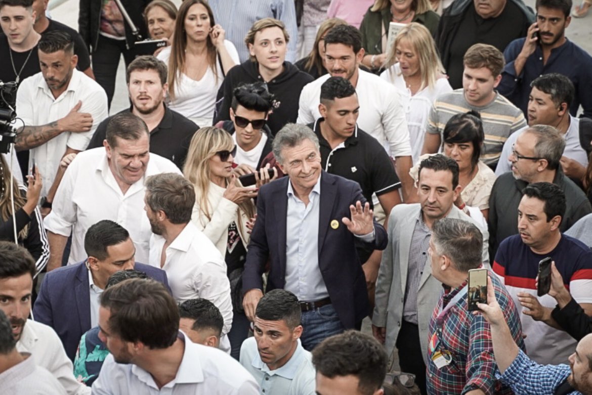 herlombardi's tweet photo. Mauricio en Mar del Plata. 

O somos el cambio o no somos nada https://t.co/baTQIJsFwc