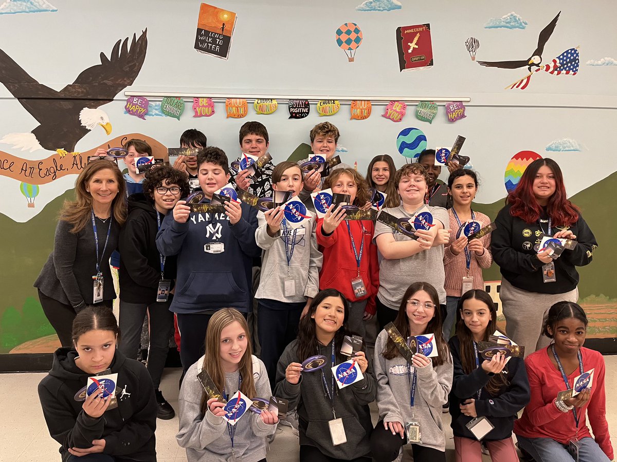 MrsStatty's tweet image. The @WestBabylon_JHS Tech Students were so excited to receive their swag from @NASA @NASA_SLS Thanks to the support of @lilrc @WSBOCES_SLS @AstroDaveMD #STEMeducation #careerexploration #techstudents