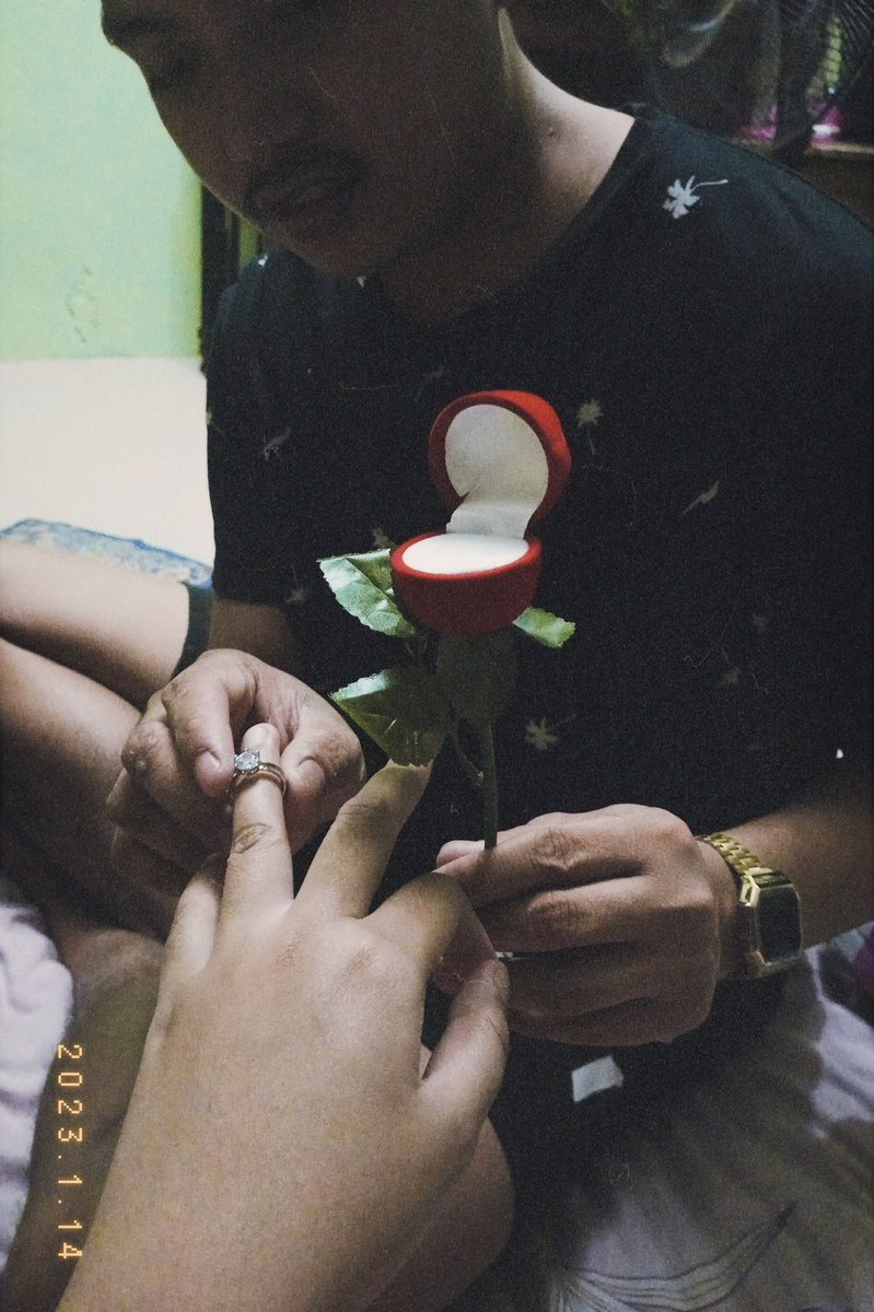 mariaberna19's tweet photo. sabe kona parang nangangati ang kamay ko hihi, happy 67th months of love salamat sa pagiging pahinga sa nakakapagod na mundo mahal kita palage mwua!😚🥰 https://t.co/zKbH1rp2yT