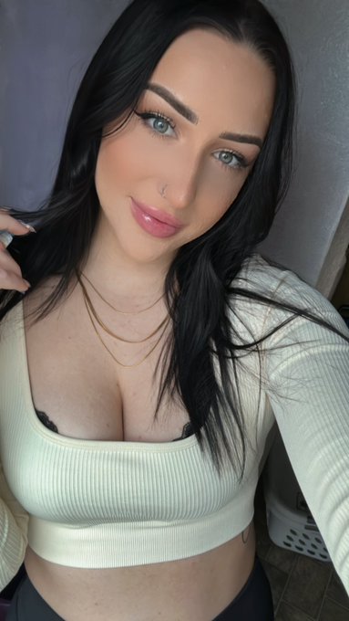 Live on twitch ❤️🙏 https://t.co/Ssfx2yWkTV