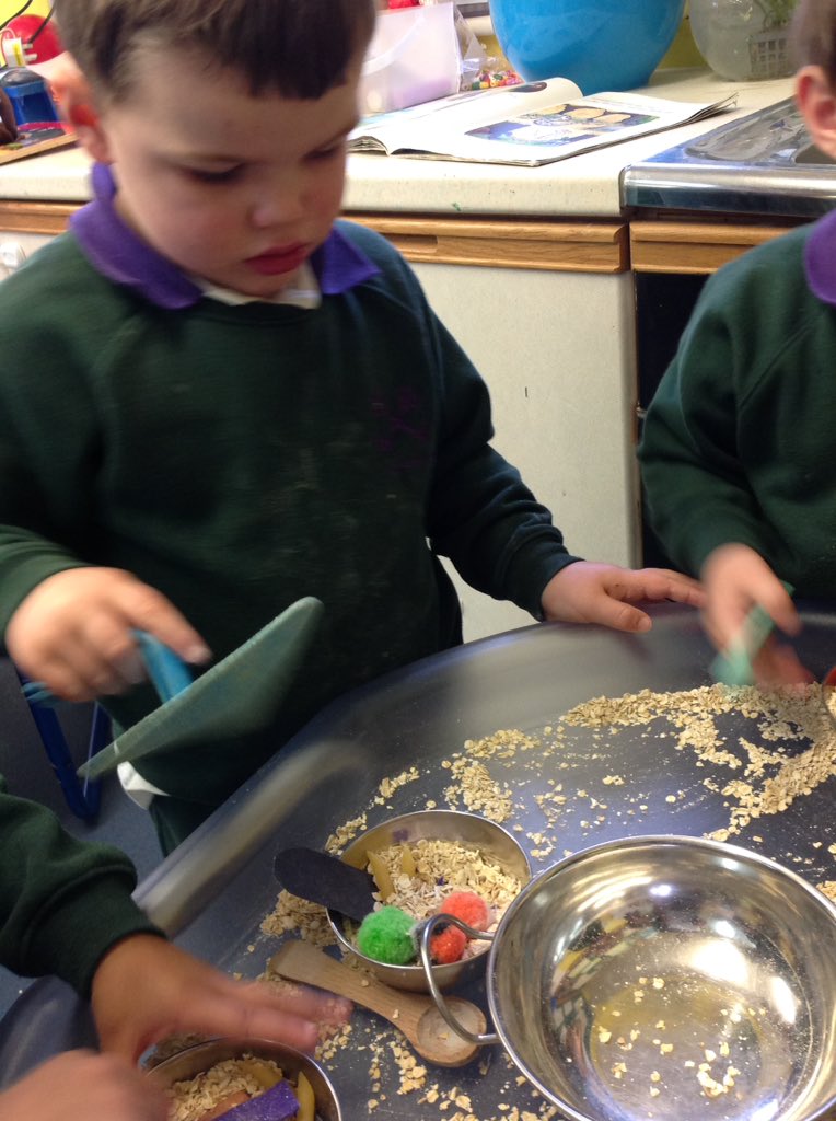 "Oh help! Oh no! It's a Gruffalo!" The children in #YorkHouseNursery have enjoyed exploring The Gruffalo story this week. They have demonstrated their creativity by making owl ice cream, transient and playdough Gruffalos and delicious Gruffalo Crumble. #eyfs #AdventureAwaits