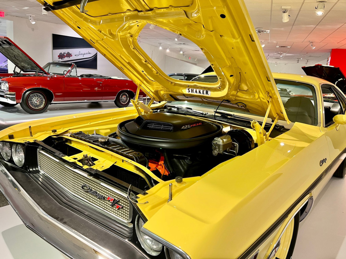 RunnymedeCap's tweet image. Newport Car Museum's 'Hood Up Weekend' 2023 dates have been announced dlvr.it/Sgr2hG | Old Cars Weekly @OldCarsWeekly #VintageCars #ClassicCars #CarCollecting #NewportCarMuseum #HoodUpWeekend #OldCarsWeekly