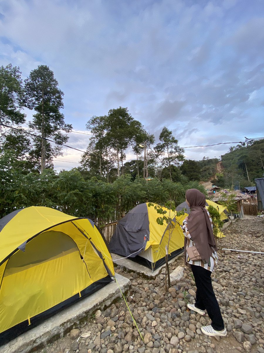 dellaak's tweet photo. Camping akhir tahun 2022 🥰 https://t.co/YIGFc1efyN