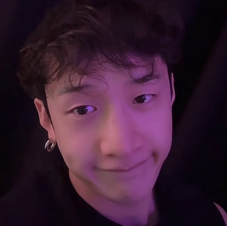 beyondyasmin's tweet photo. bang chan; our mashed potato https://t.co/M8eCFeGcFk