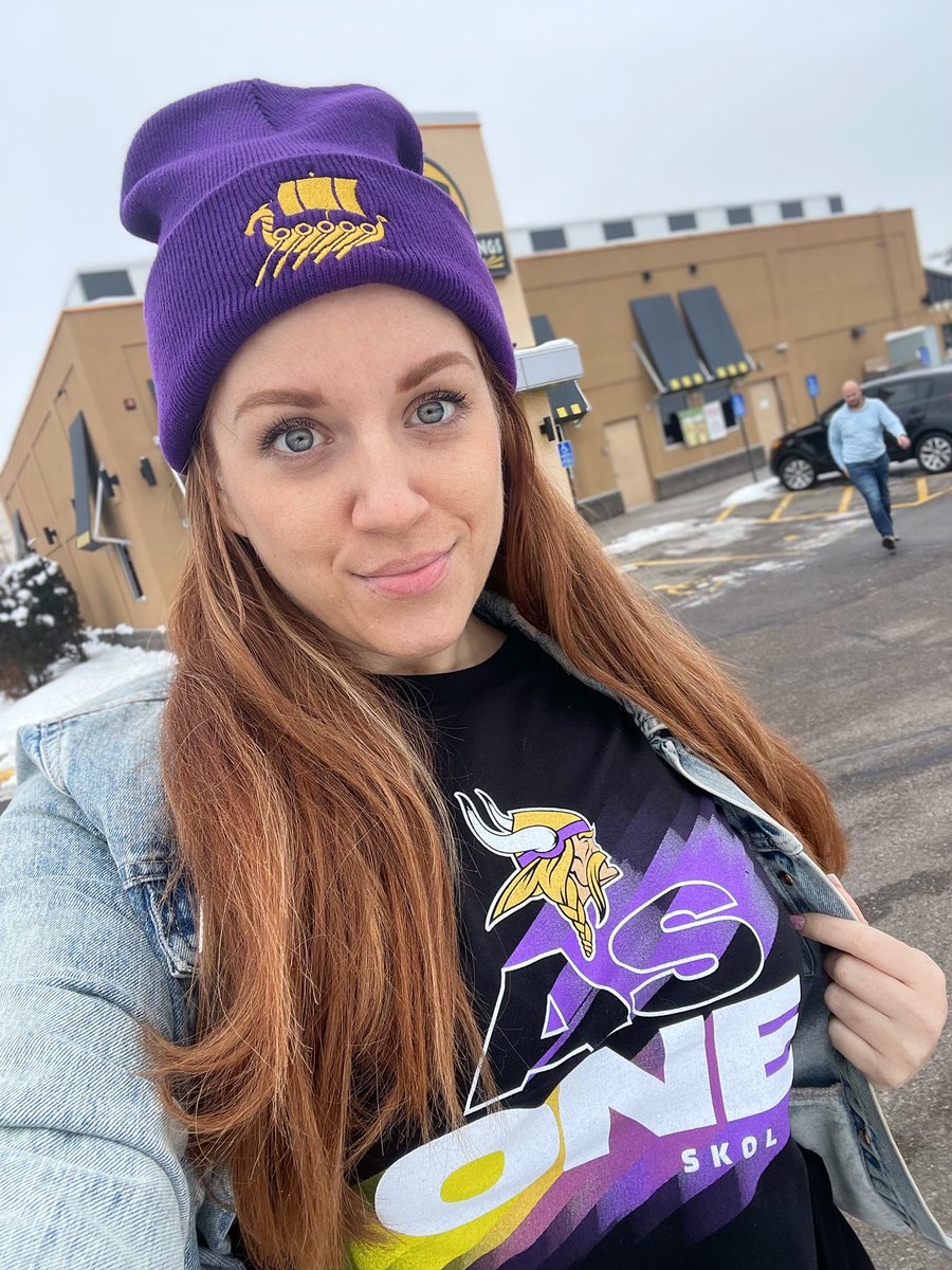 happy purple friday! 💜 #skol #AsOne