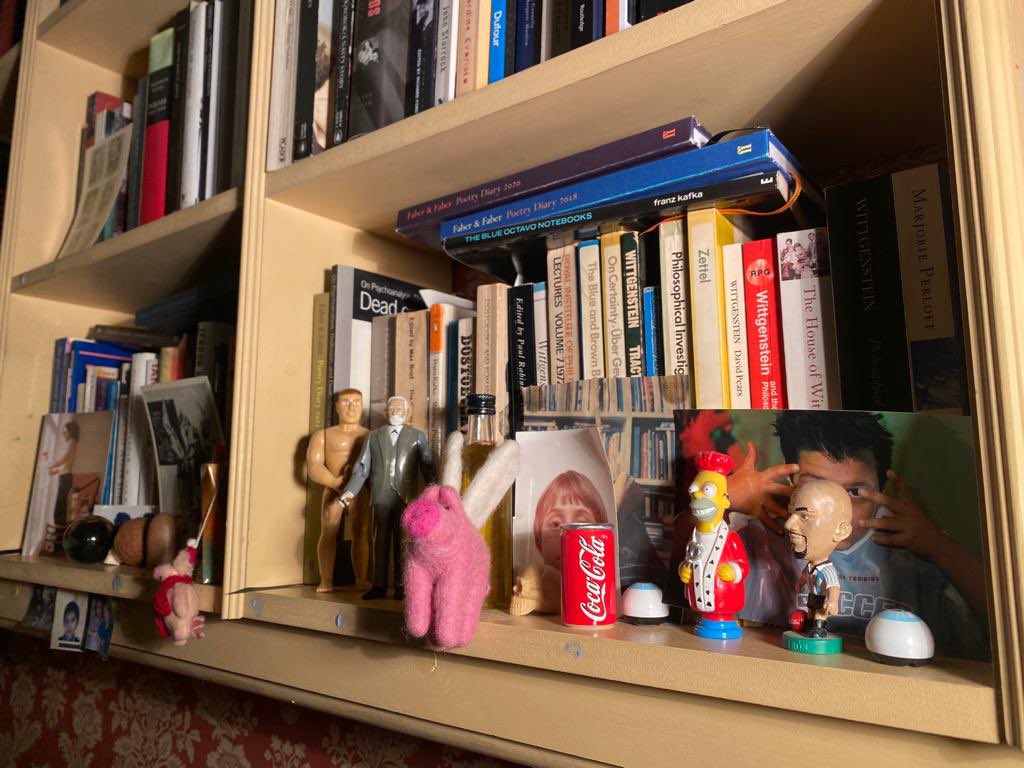 Hanifkureishi's tweet photo. My study, where I hope to return one day. https://t.co/5WI74yRluO