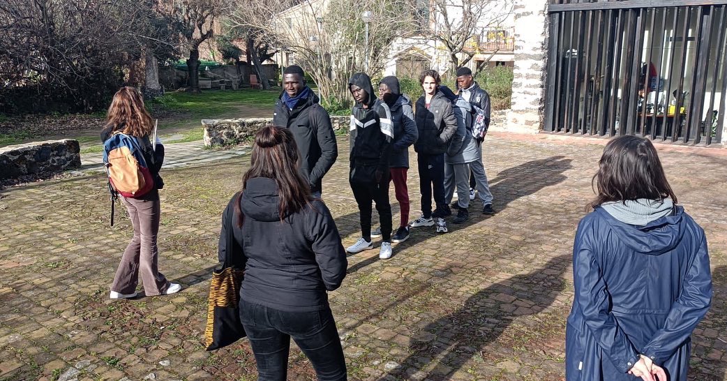 EpiaOlot's tweet image. PARTICIPACIÓ I SOLIDARITAT! 
Aquesta setmana ens han visitat les nostres companyes de l'Ipunt. Els alumnes de PFI participen en totes les sessions, comparteixen i aprenen. Temàtica de gener "Participació i Solidaritat".
#PFIOLOL #FPOLOT @lidealojg