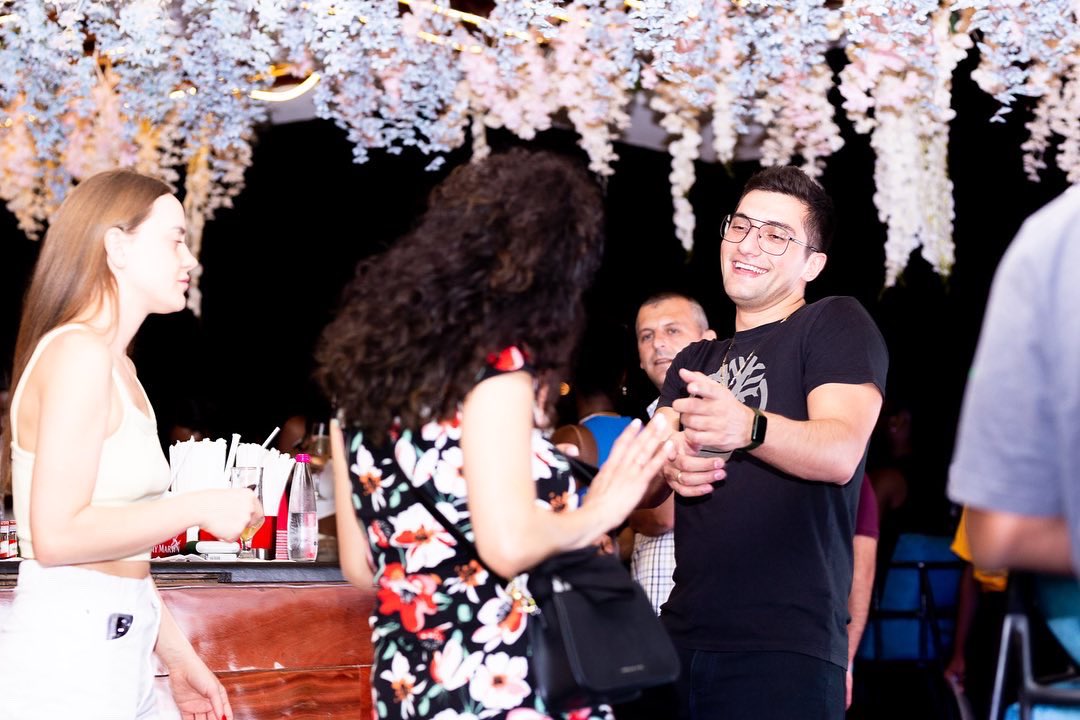 Luna is where you gotta be all weekend🙃