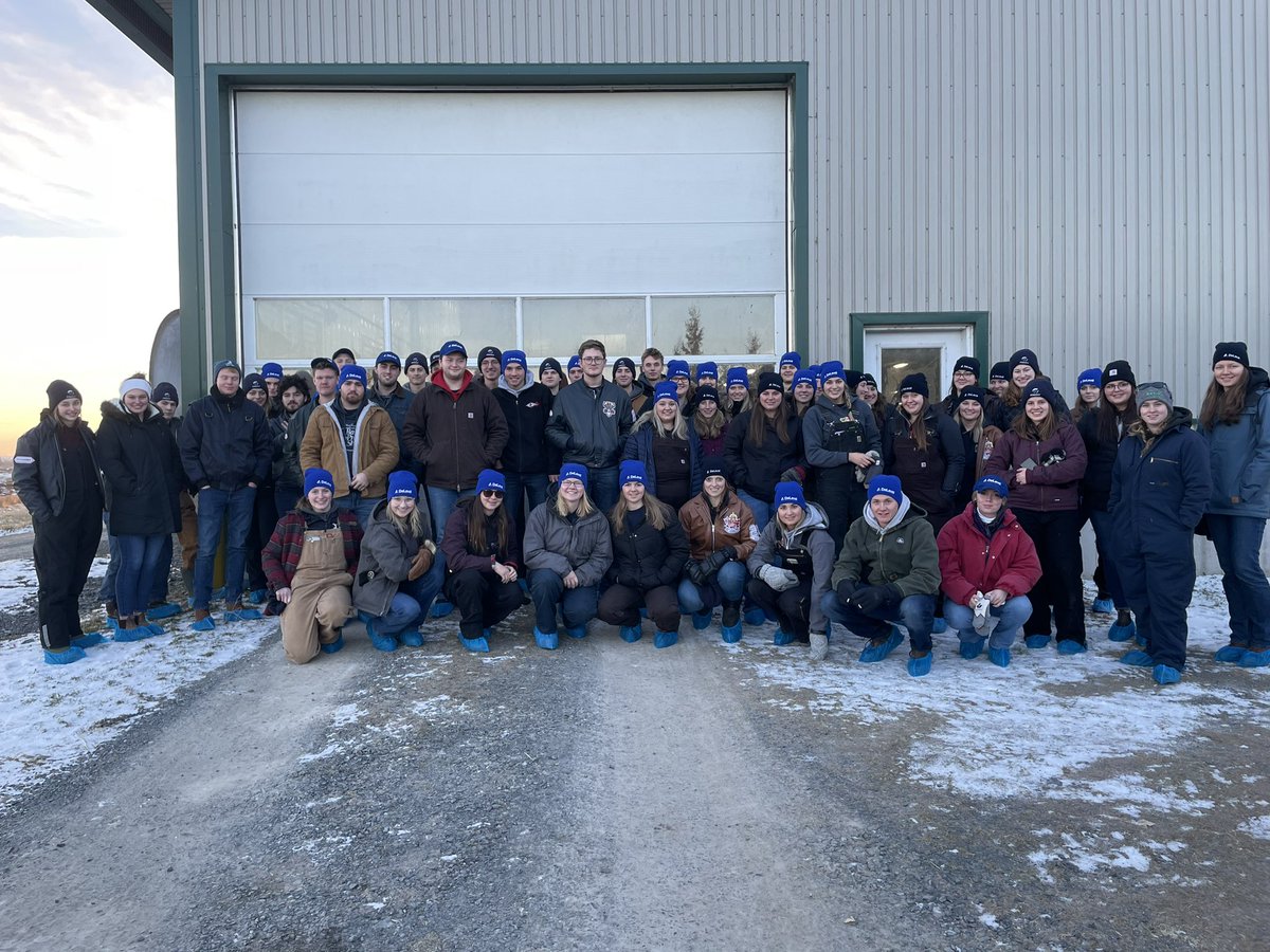 We would like to thank <a href="/DeLavalCanada/">DeLaval Canada</a> for supporting our trip and sponsoring our dinner last night at Bokma’s. We enjoyed the meal provided by the BarnYard Grill food truck! 
#aggiesgoeast