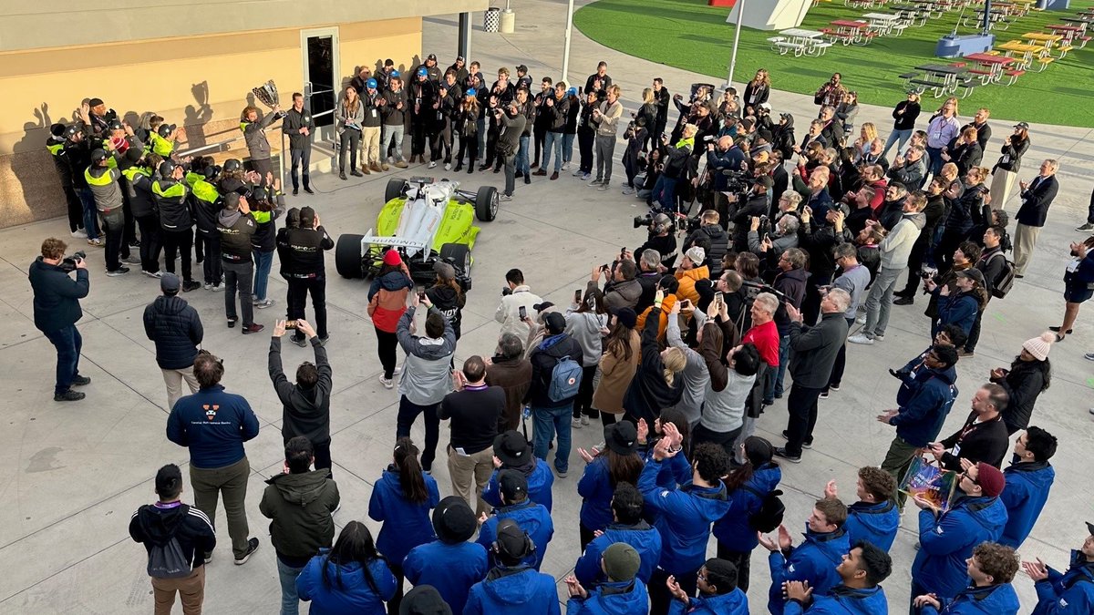 IAutonomousV's tweet image. PoliMOVE makes it two in a row, winning the Autonomous Challenge at CES 2023

 #Aspire #AuburnUniversity #AutonomousChallenge #AutonomousTigerRacing #AWS #Bridgestone #CES2023 #Cisco #Continental #Dallara #dSPACE #IAC #IndyAutonomousChallenge #KAIST

insideautonomousvehicles.com/polimove-makes…