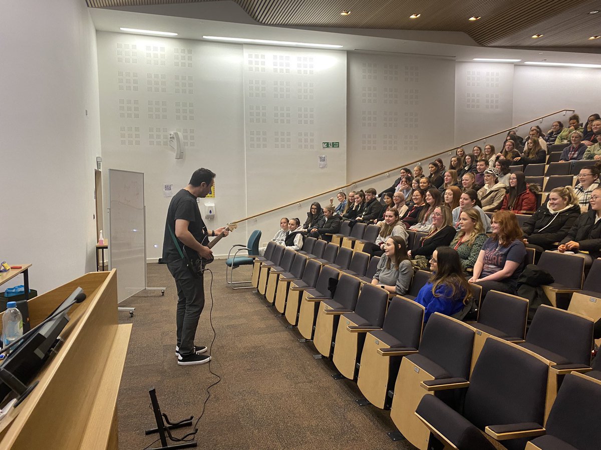 I had such a great day guest-lecturing for the English team with <a href="/HopeTeachers/">Liverpool Hope ITE Partnership</a>!