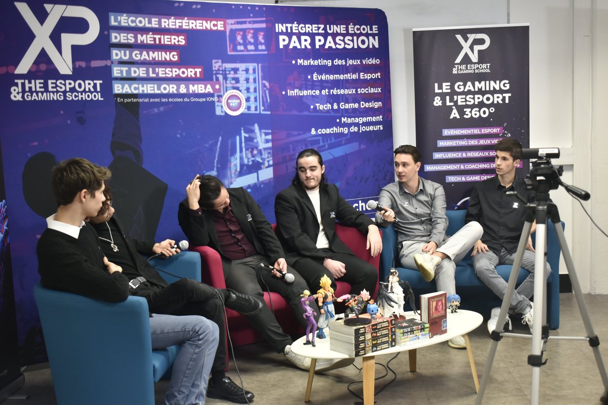 Sigma_bde's tweet photo. La dernière émission de Touche Pas à Mon Stream est lancée dans laquelle on parle d'actualité manga/anime avec freedommanga.
Rejoignez nous !!
https://t.co/bj5Amdzrkm https://t.co/BN6lxNZLsL