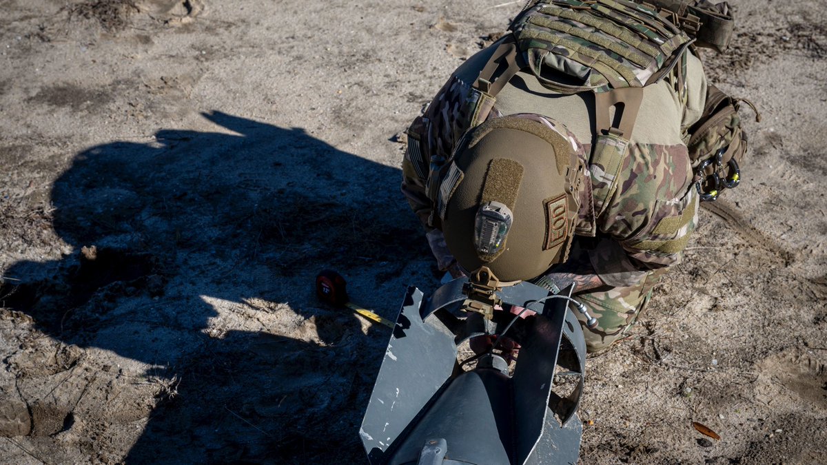 An #EOD tech TL with the 4 CES inspects inert explosives during training at Seymour Johnson. EOD Airmen identified explosives through measurements, inspections and evaluations through software in order to render the explosive safe for disposal.

#bombtech #bombsquad #eomfd #usaf
