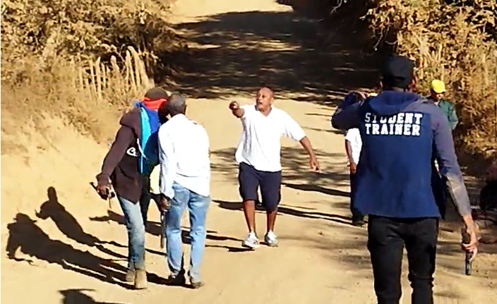 ElDia_do's tweet image. Se entrega uno de los implicados en trifulca donde fue ultimado general retirado en Dajabón eldia.com.do/se-entrega-uno… #Dajabon #generalretirado #trifulca