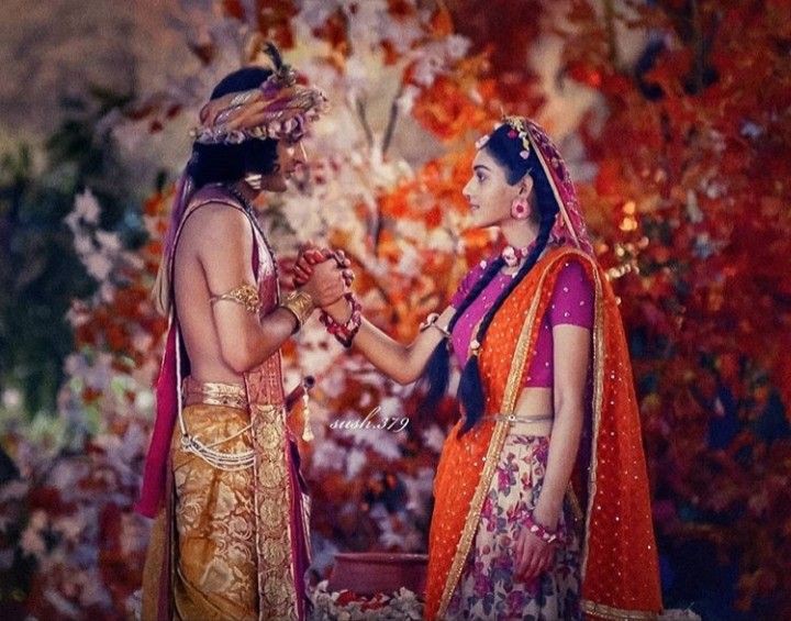 SuchandrikaS's tweet photo. Show 4.5 years se chal raha hai 21st January ko ye journey khatam hone ko hai but phirbhi lag raha hai ki do din pahle hi to Rk shuru huya tha aur itni jaldi khatam hone ko hai. Miss #radhakrishnserial
SUMELLIKA FOREVER https://t.co/AovxI7nYkf