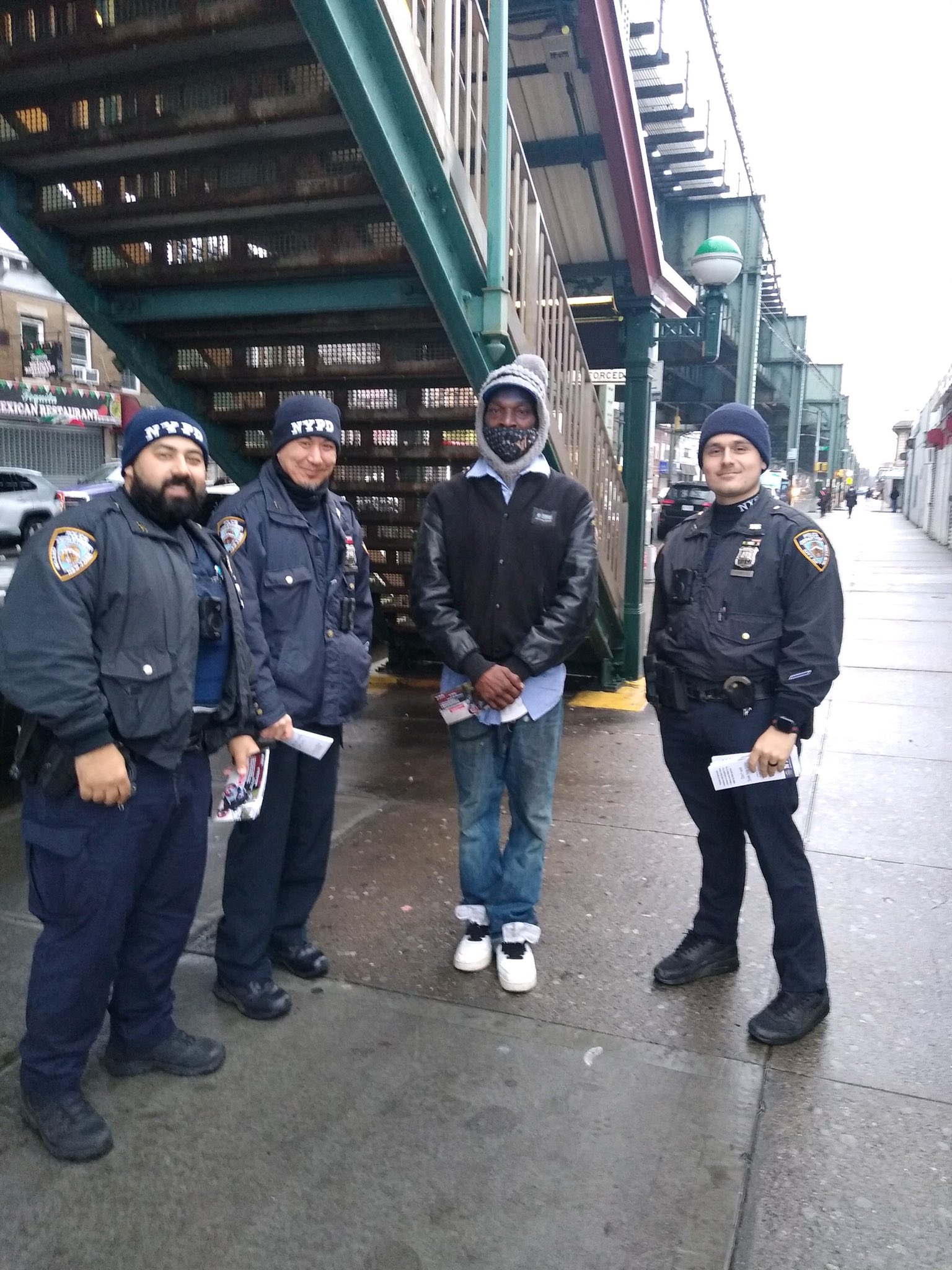 NYPD 106th Precinct (@NYPD106Pct) / Twitter