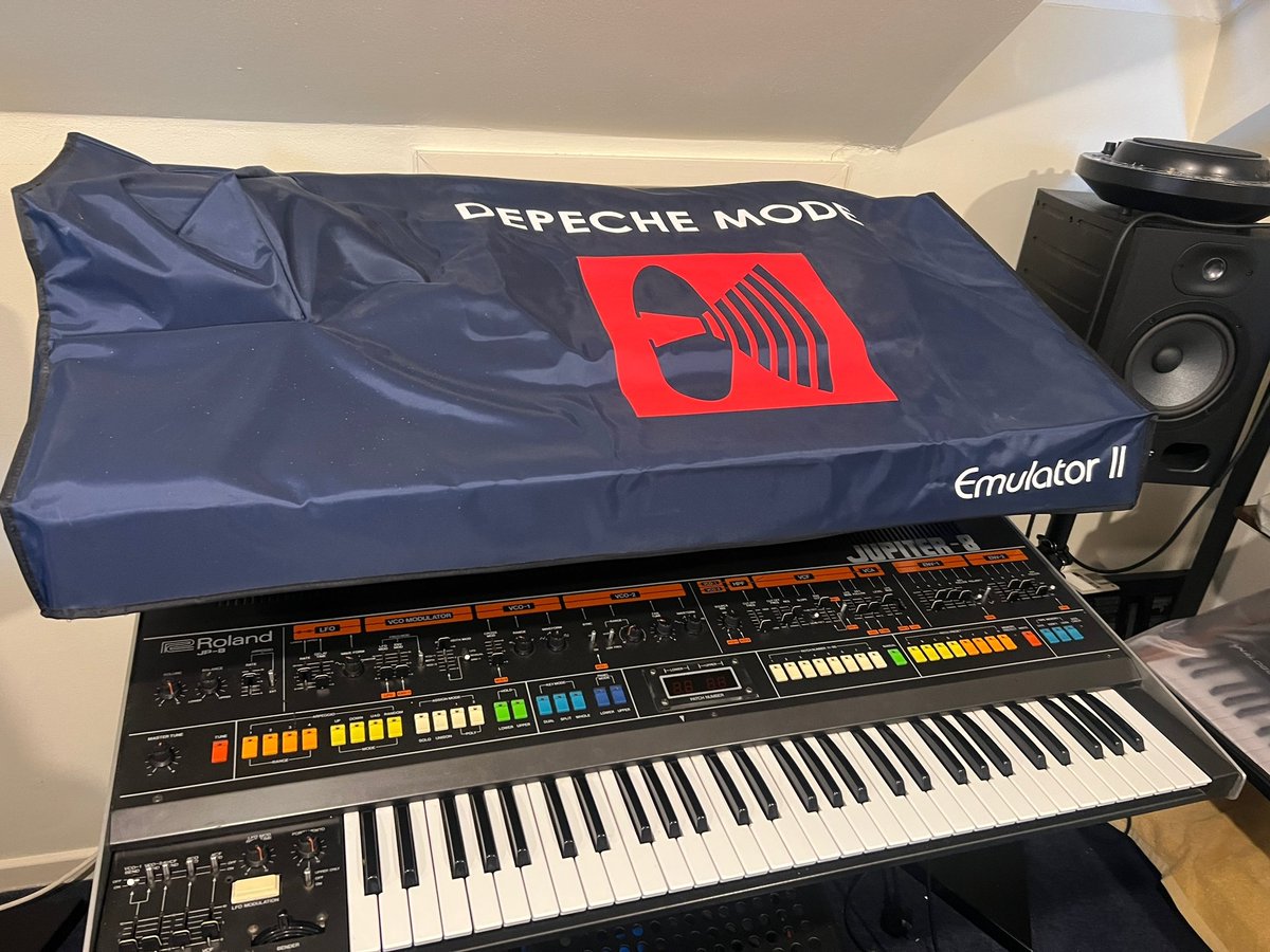 ASUKLTD's tweet image. The air is so cold here
Too cold to see
We have to take cover
Cover me
.
.
#depechemode #coverme #emulator2 #rolandjupiter8 #vintagesynthesizer #vintagesynth #instasynth #synthstagram #modularsynths #synthsofinstagram #synths #80ssynths #vintagesynths #depechemodefans
