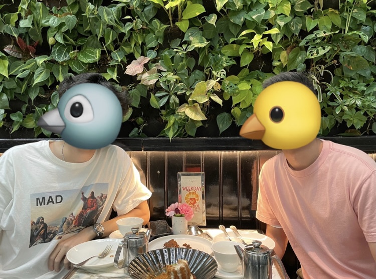 Tzinc_MEXC's tweet photo. Met at @moonbirds event during NFT NYC, and now in SG. The best 'utility' in web3 still lies in the friendships 🫡 https://t.co/bjWuhw8KIQ