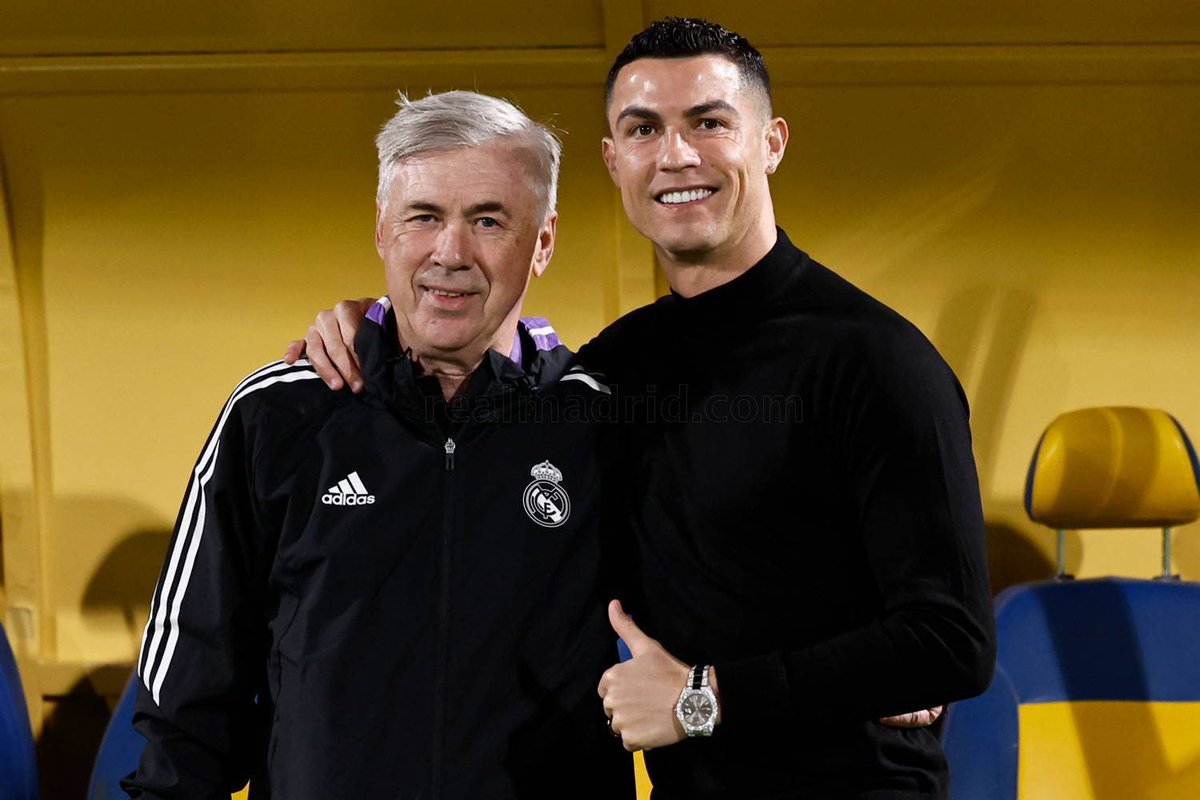 Damian__web's tweet photo. @MrAncelotti @TimelineCR7 @Cristiano @realmadrid 🤍😊 https://t.co/HojUdvjSmN