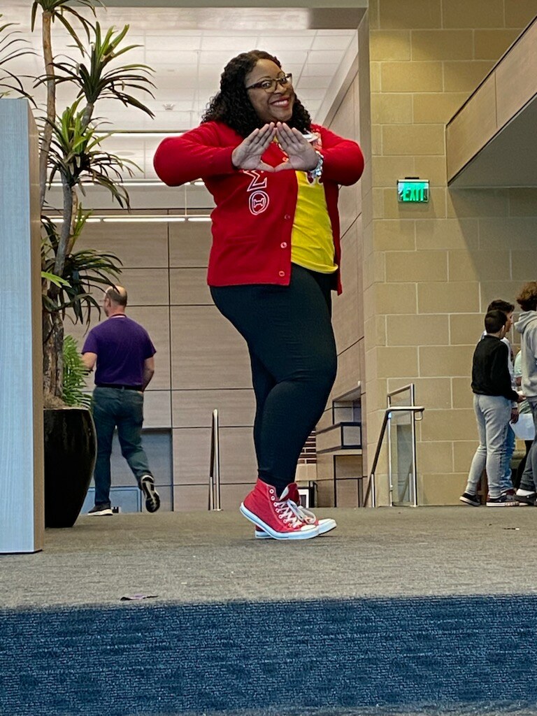 MrsCNorris's tweet image. Happy Founder's Day Sorors! Here's to 110 years of service, sisterhood, and excellence!
#DST110 
#DST1913 
#Stepmaster
#NHCAC2K9