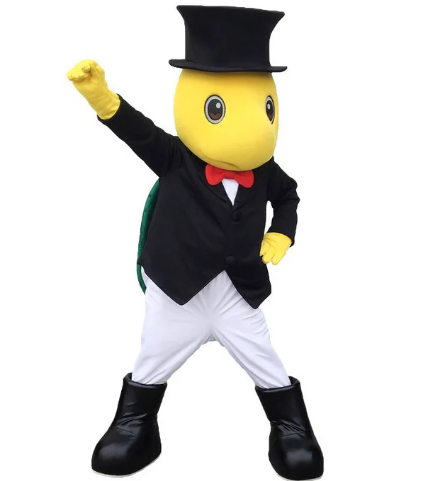 Bikkun, a booze-loving turtle with a top hat and a bow tie, is the mascot of the liquor specialty store, Sakeya Bic. 