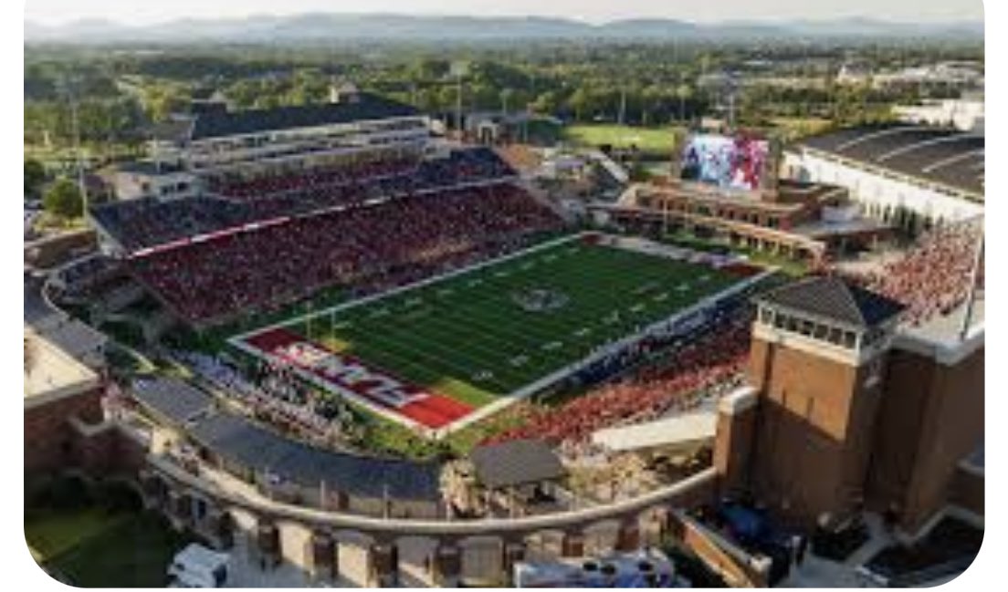 TrentonCloud's tweet photo. Thanks @CoachChadwell  &amp; @Tony_TDUB of @LibertyFootball for the scholarship offer!  @chrisrusiewicz @nwestfootball @RivalsFriedman @NPCoachJeff @SWiltfong247 @ChadSimmons_ @CarolinaXposure @ErikRichardsUSA @247fbrecruiting @Rivals https://t.co/R1UVKM9pgJ