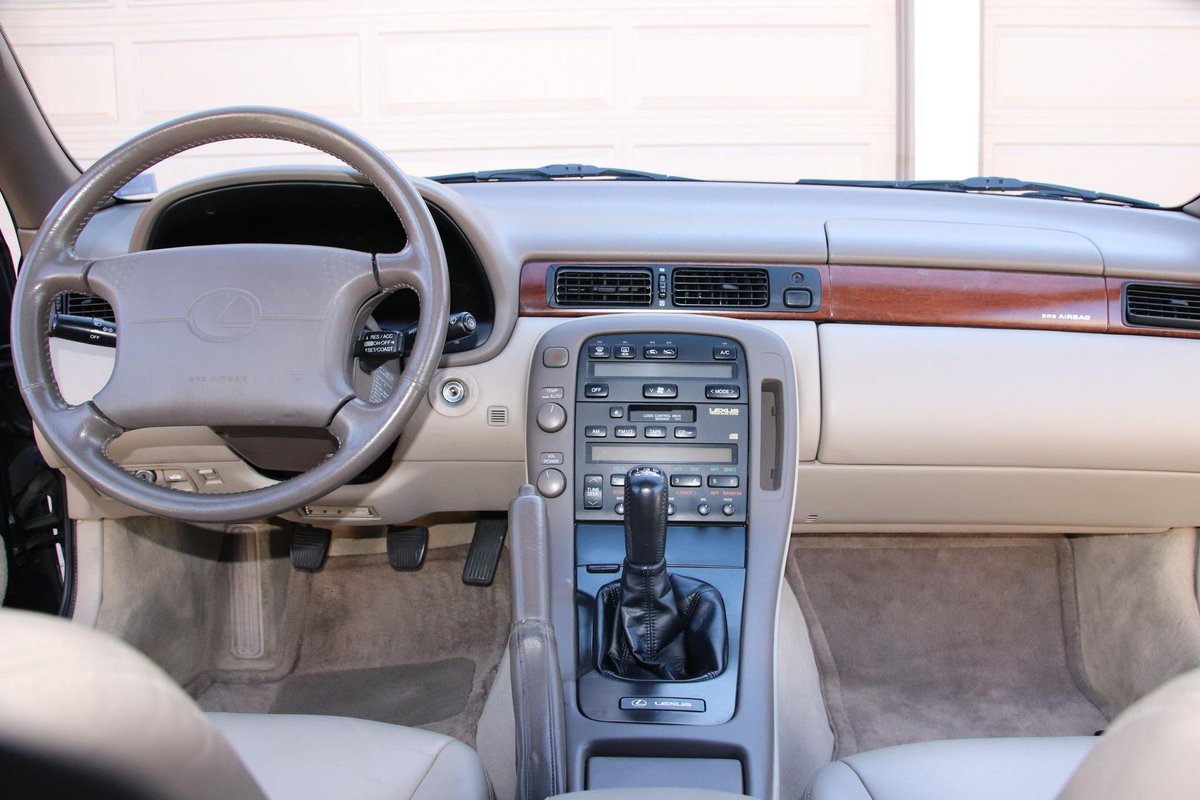 carsandbids's tweet photo. MANUAL.
2JZ.
1-owner.
CA-owned.

THIS... is incredible! Go learn more about this 1993 Lexus SC 300: https://t.co/7IKES32JaC https://t.co/vtf9oHXDnQ