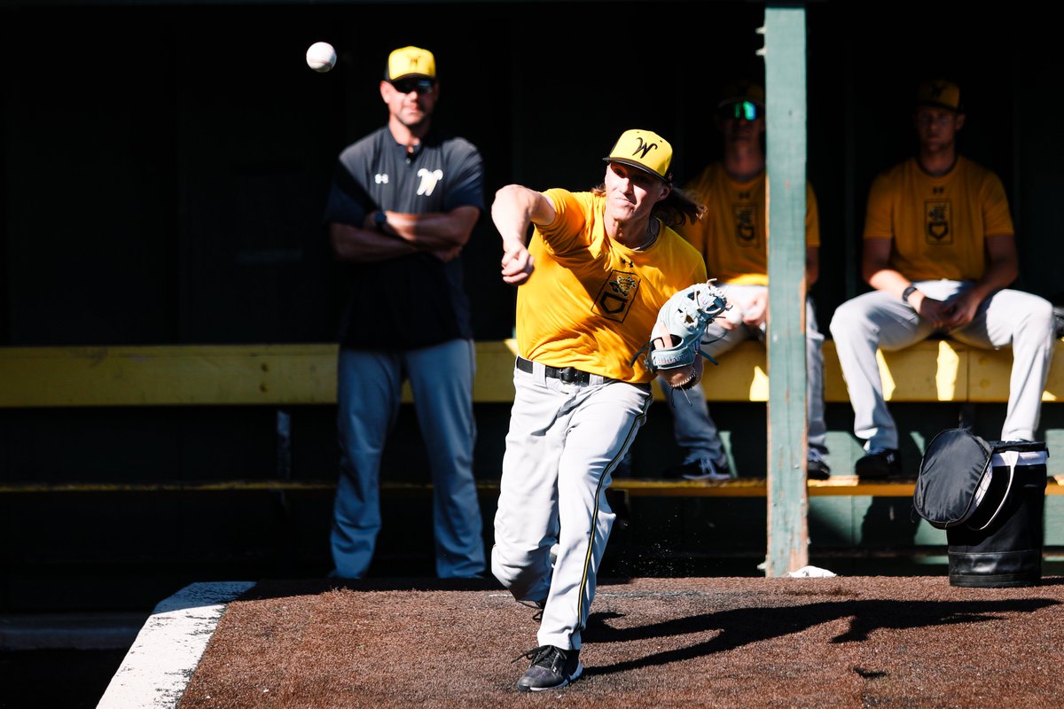Carve out some space on your calendar for our Hitting Camp (Feb. 4) and Pitching Camp (Feb. 5) 📅 

Registration info coming soon!