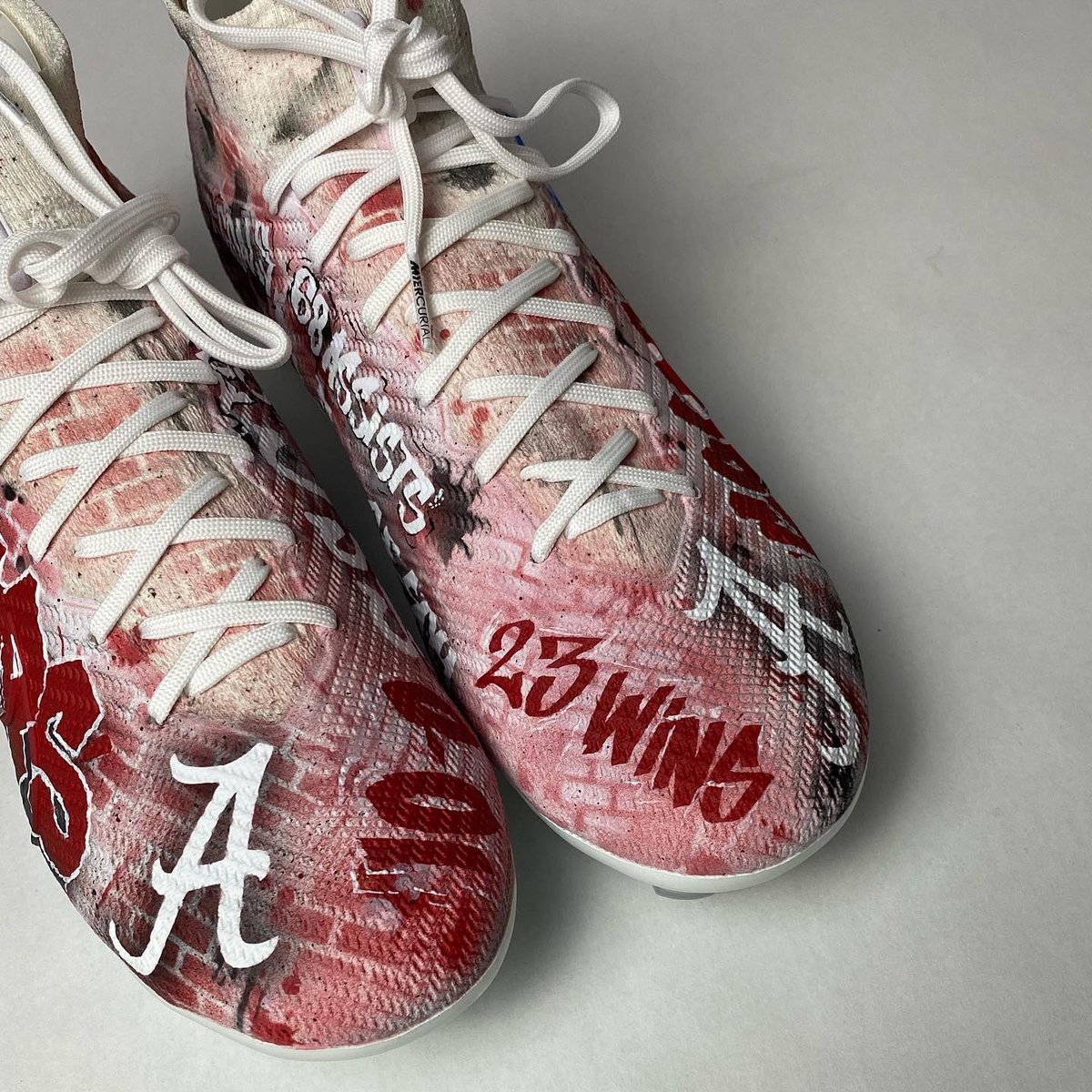 UACoachHart's tweet photo. What do you think of the Superfly RMFT 22’s by @D_Mathews6? https://t.co/h51pjziorz