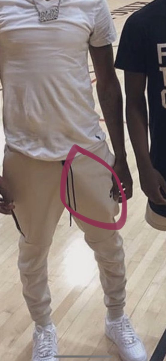 can confirm nba youngboy is packing…