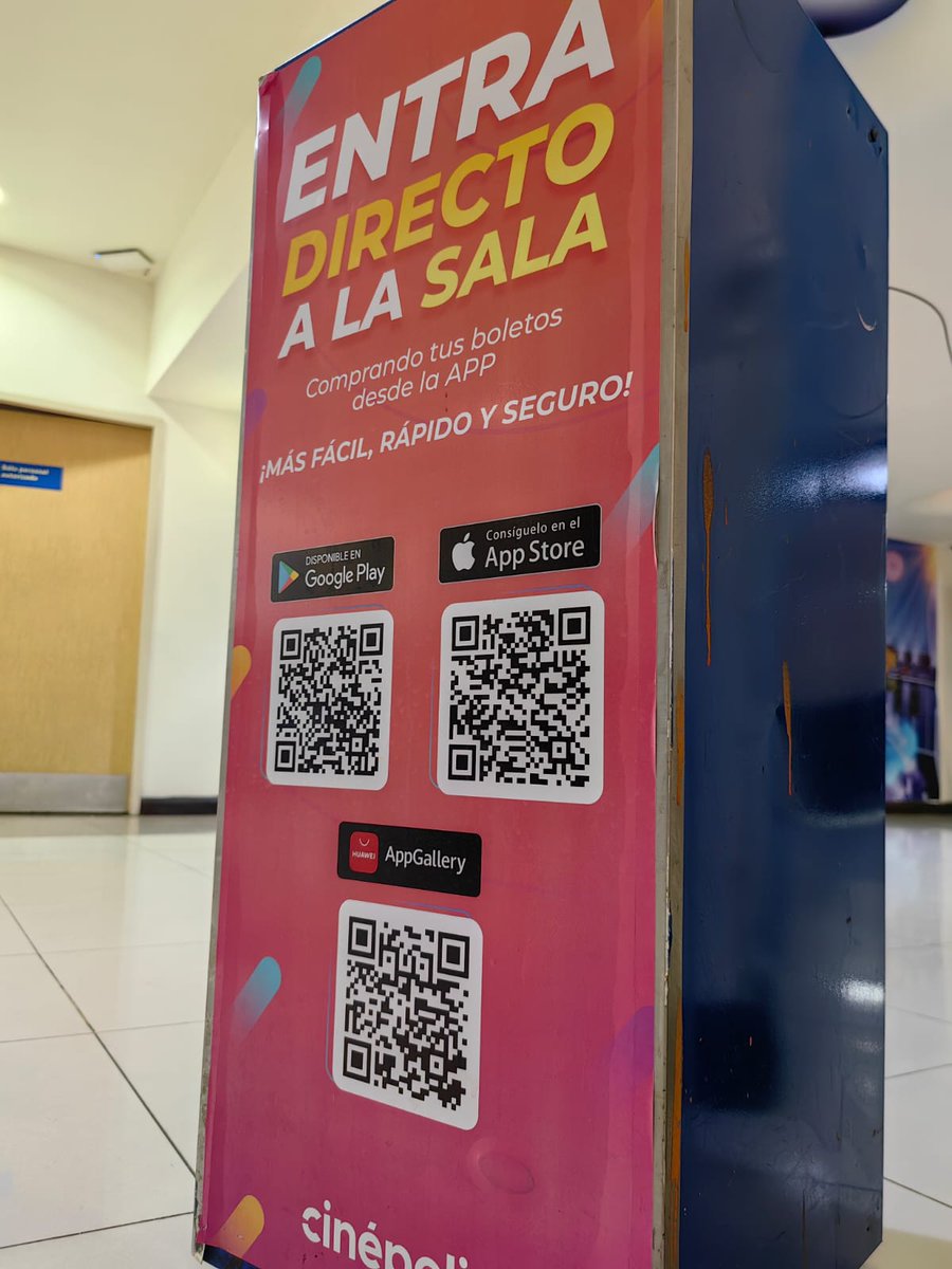 EseErick's tweet image. Se siente ver bien el trabajo cristalizado. La poderosísima @Cinepolis  promoviendo su app de @AppGallery en todas sus salas!!!!! #MakeItPossible #IAmHuaweier