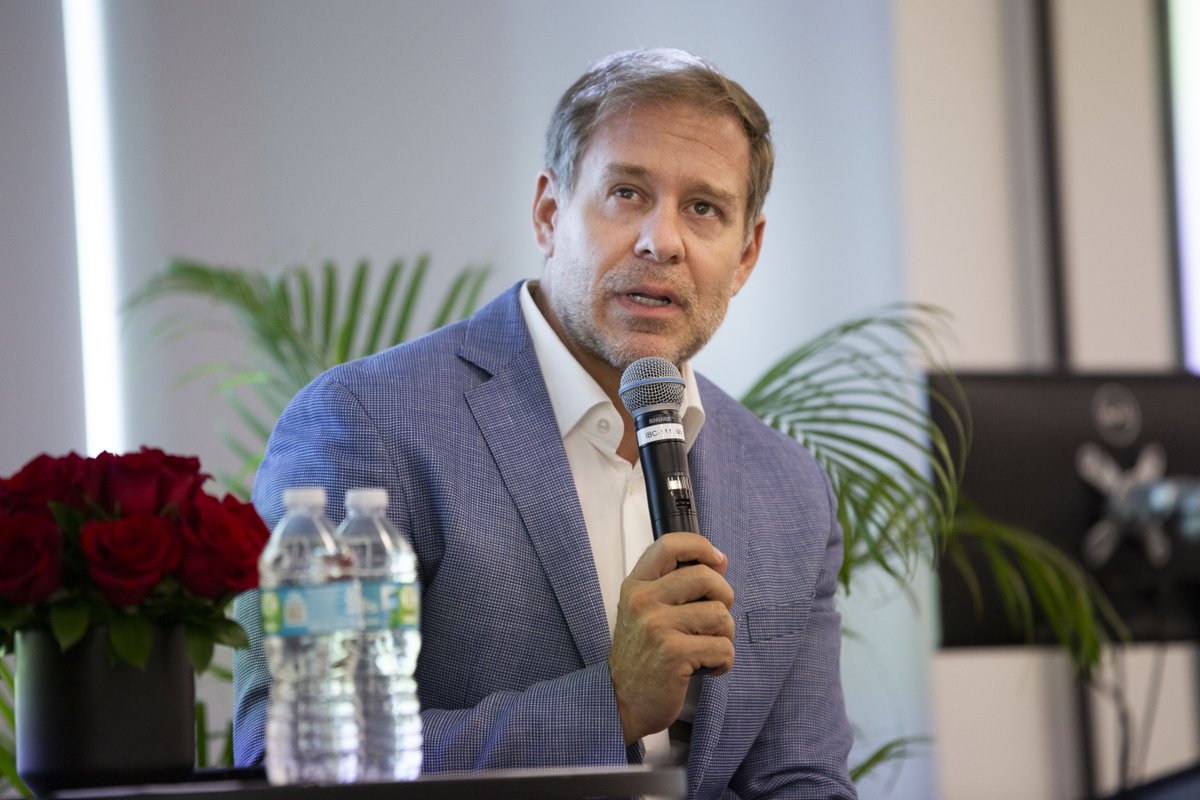 Lynn University tweet media