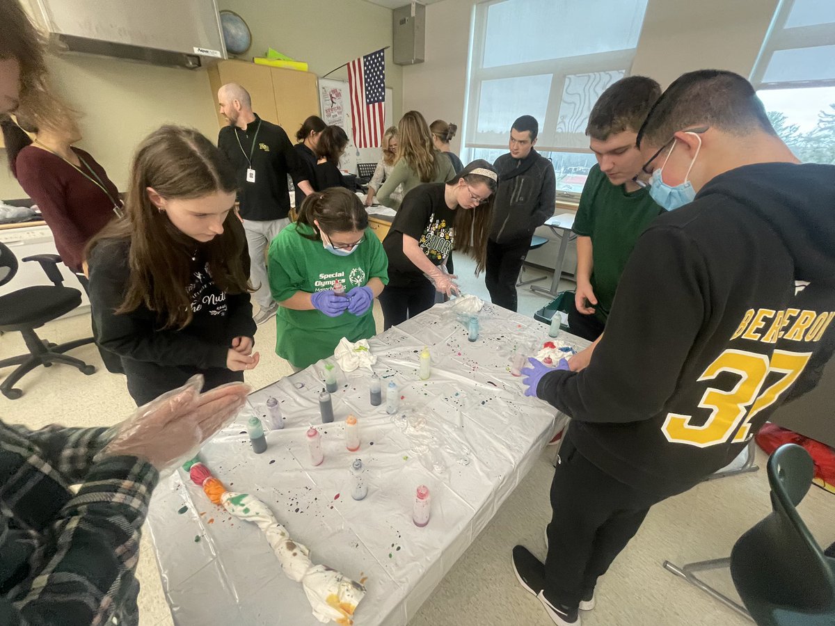 NRHS Student Council tweet media