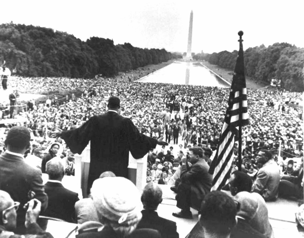 USNatArchives's tweet photo. Learn more about the life and legacy of Dr. Martin Luther King Jr. through photographs, videos, and documents in the National Archives: https://t.co/od7RsLzPE9

#MLK #MLKDay https://t.co/yDQ48hEJca
