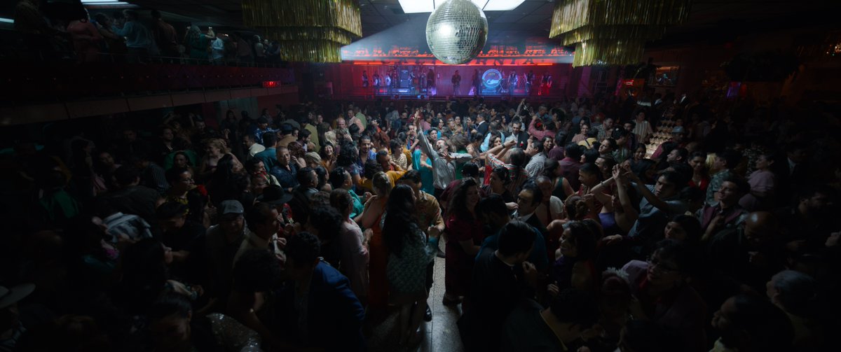 Cinematographer Darius Khondji constructs "a cascade of jaw-dropping imagery" in BARDO, layering Mexican imagery over changing landscapes to create "dreamlike scenarios." BARDO, False Chronicle of a Handful of Truths. For your consideration in all categories.