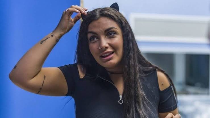 euosodrac's tweet photo. Será se teremos um participante do BBB estrangeiro tão icônico como a Elettra Lamborghini foi no BBB17? Quem lembra? https://t.co/rDxKh3DFOv