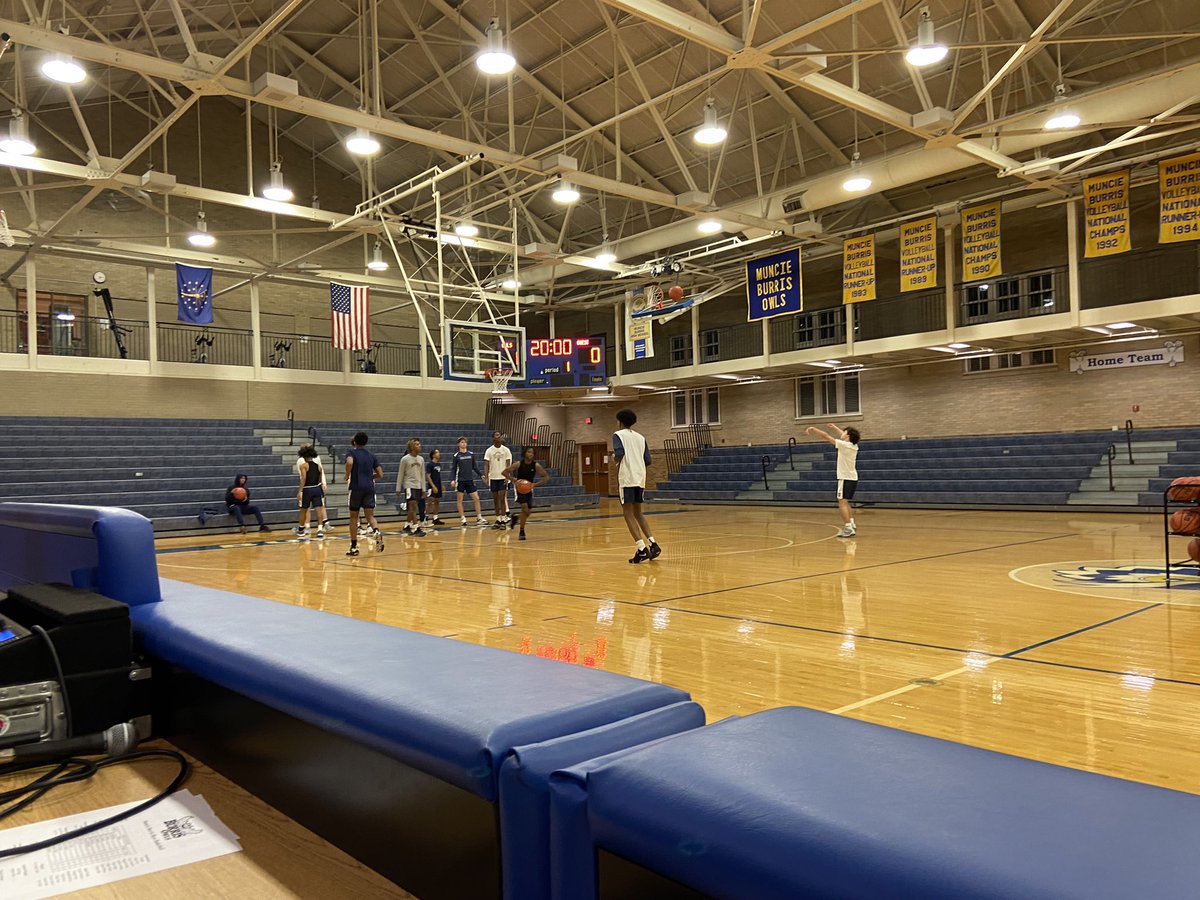 Set up at one of my favorite gyms, Ball Gymnasium for @PAAC_Athletics basketball with @UniversityBBB at Muncie Burris