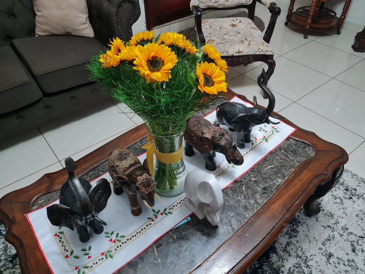 En este proceso de recuperación, no hay duda que los pequeños detalles son los que hacen posible levantar el ánimo, recuperar la alegría y retomar la esperanza. Gracias señor Embajador de Argentina <a href="/PabVilas/">PabVilas</a> <a href="/argenhonduras/">Embajada Argentina en Honduras</a>